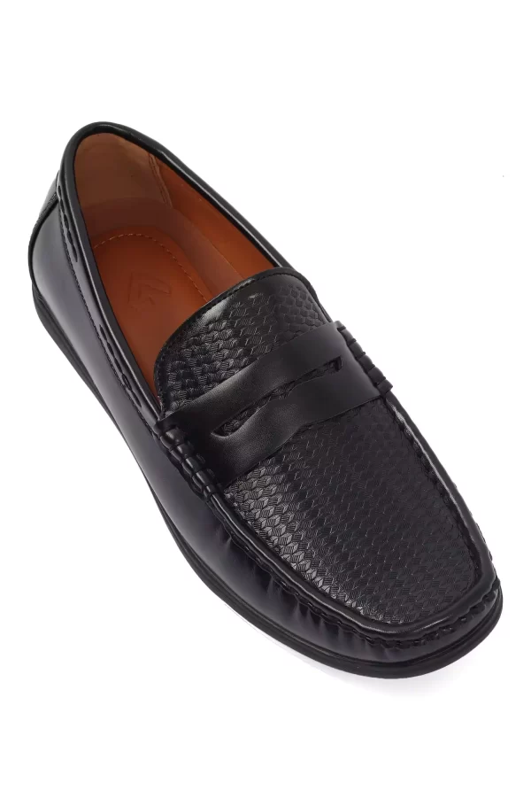 Simple Black Leather Loafers