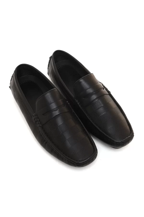 Stylish Loafers Shoes - Checkered Design